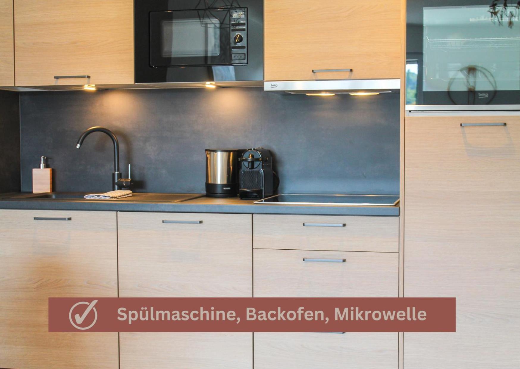 African-Style Apartment - Stadtnah, Parkplatz, E-Ladestation Fuer Auto & Fahrraeder, Gitterbox Fuer Fahrraeder, Fitnessstudio Coblenza Exterior foto